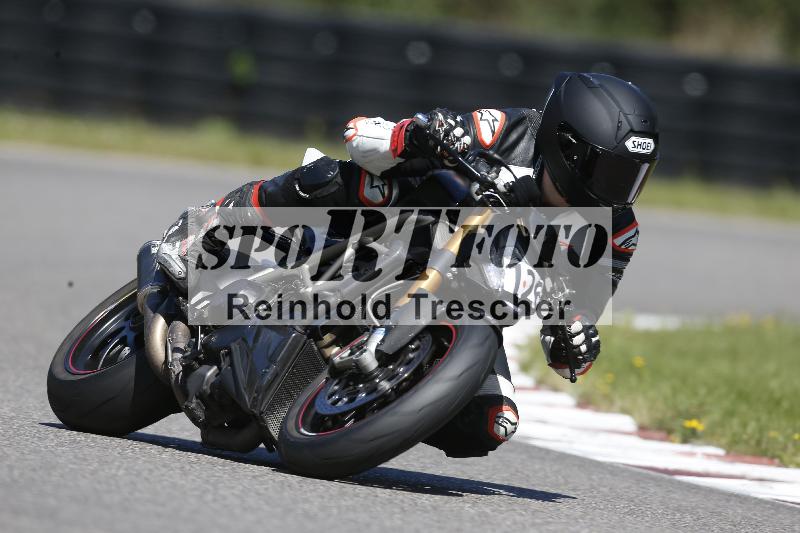 Archiv-2025/48 25.08.2025 Cornu Master School ADR/rot-rouge/126